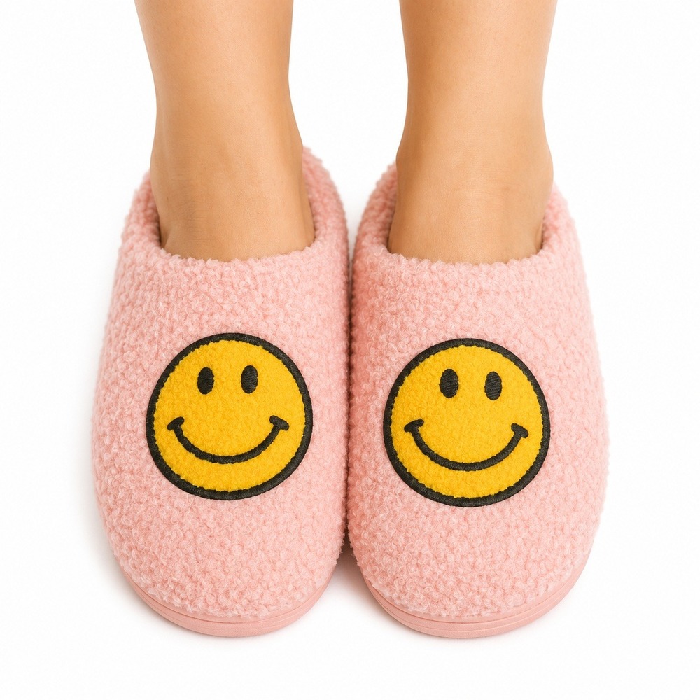 Women's Pink Smiley Face Fuzzy‎ Slippers Size 7-8 | New With Tags